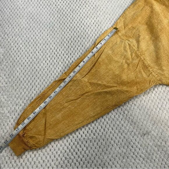 Lifestyles pull over shirt, long sleeve, scorpions on back, lightweight fabric. - Picture 6 of 9